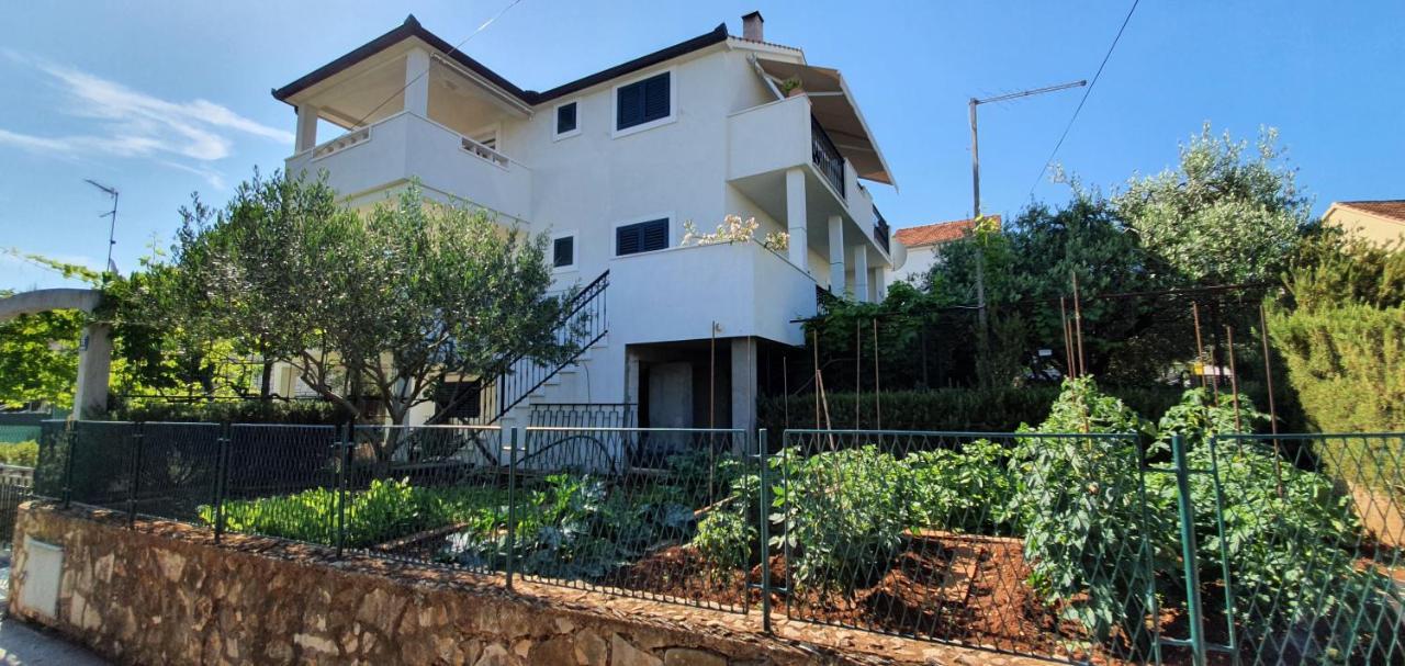 Apartments Romarin 수페타르 외부 사진