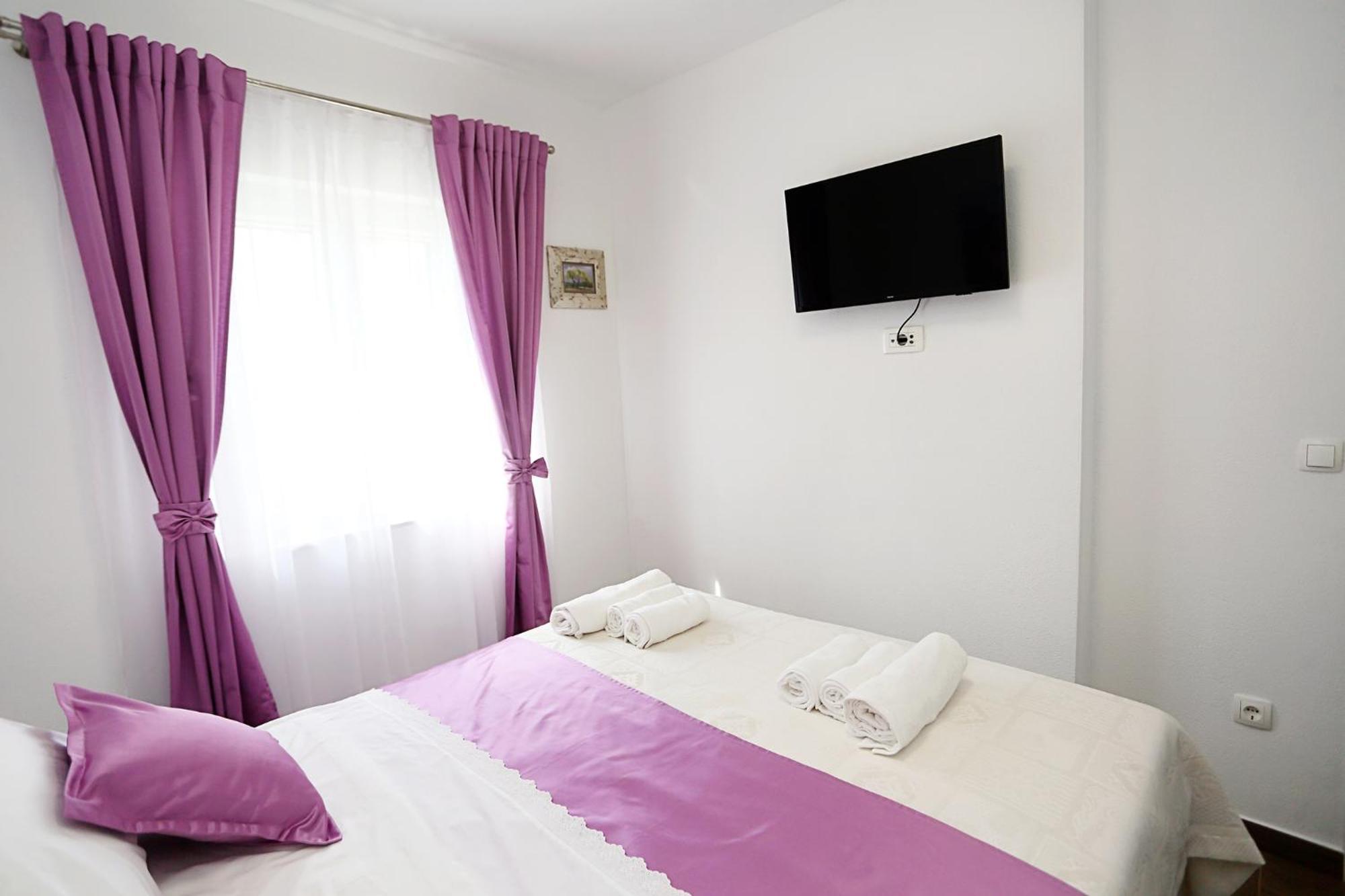 Apartments Romarin 수페타르 외부 사진